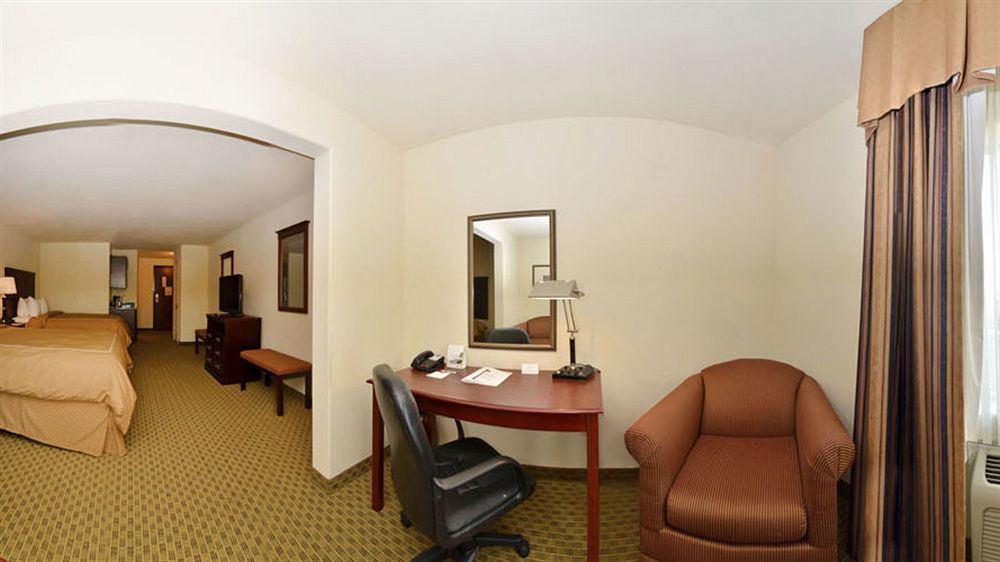 Comfort Suites Ennis Extérieur photo