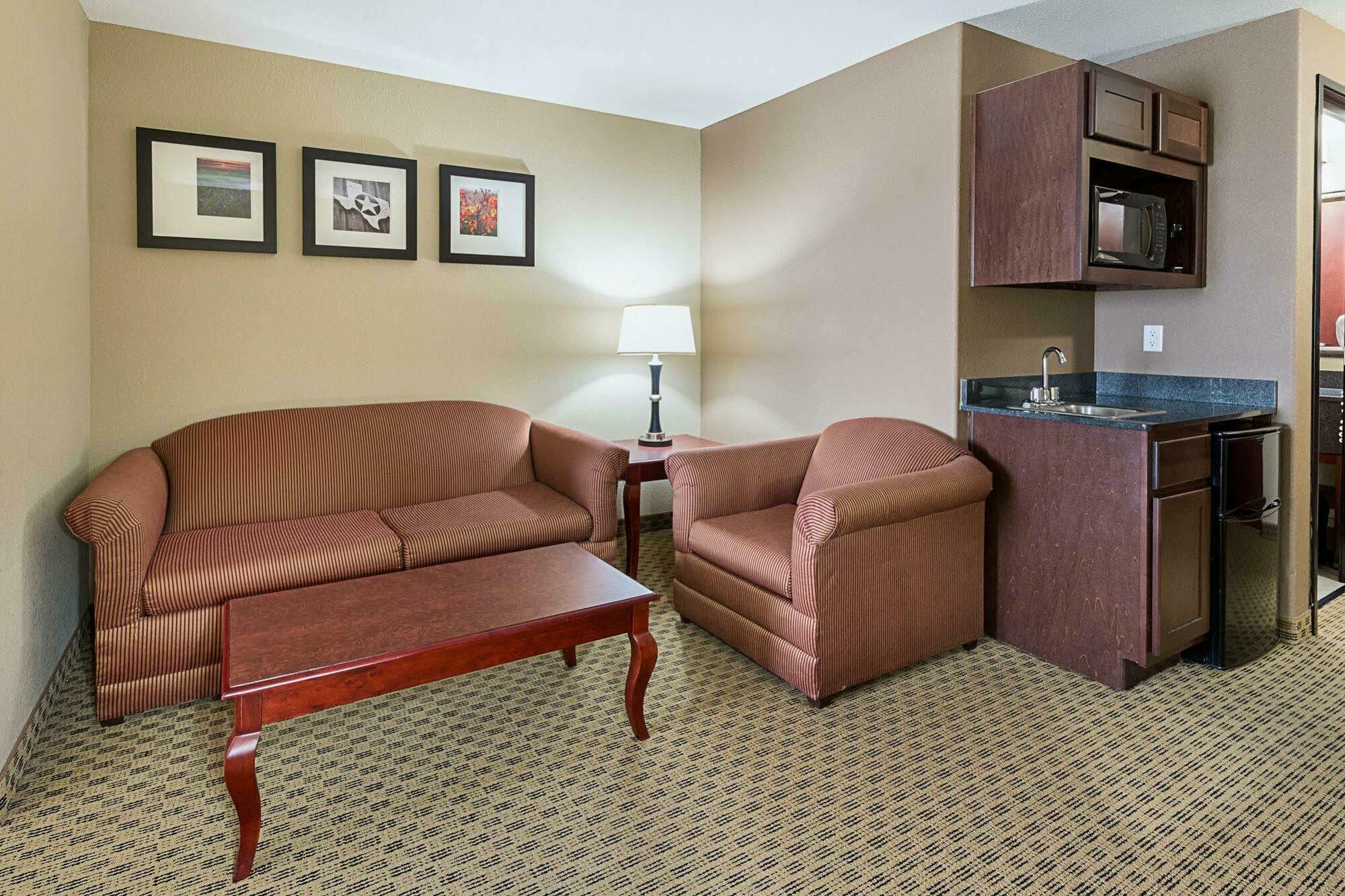 Comfort Suites Ennis Extérieur photo